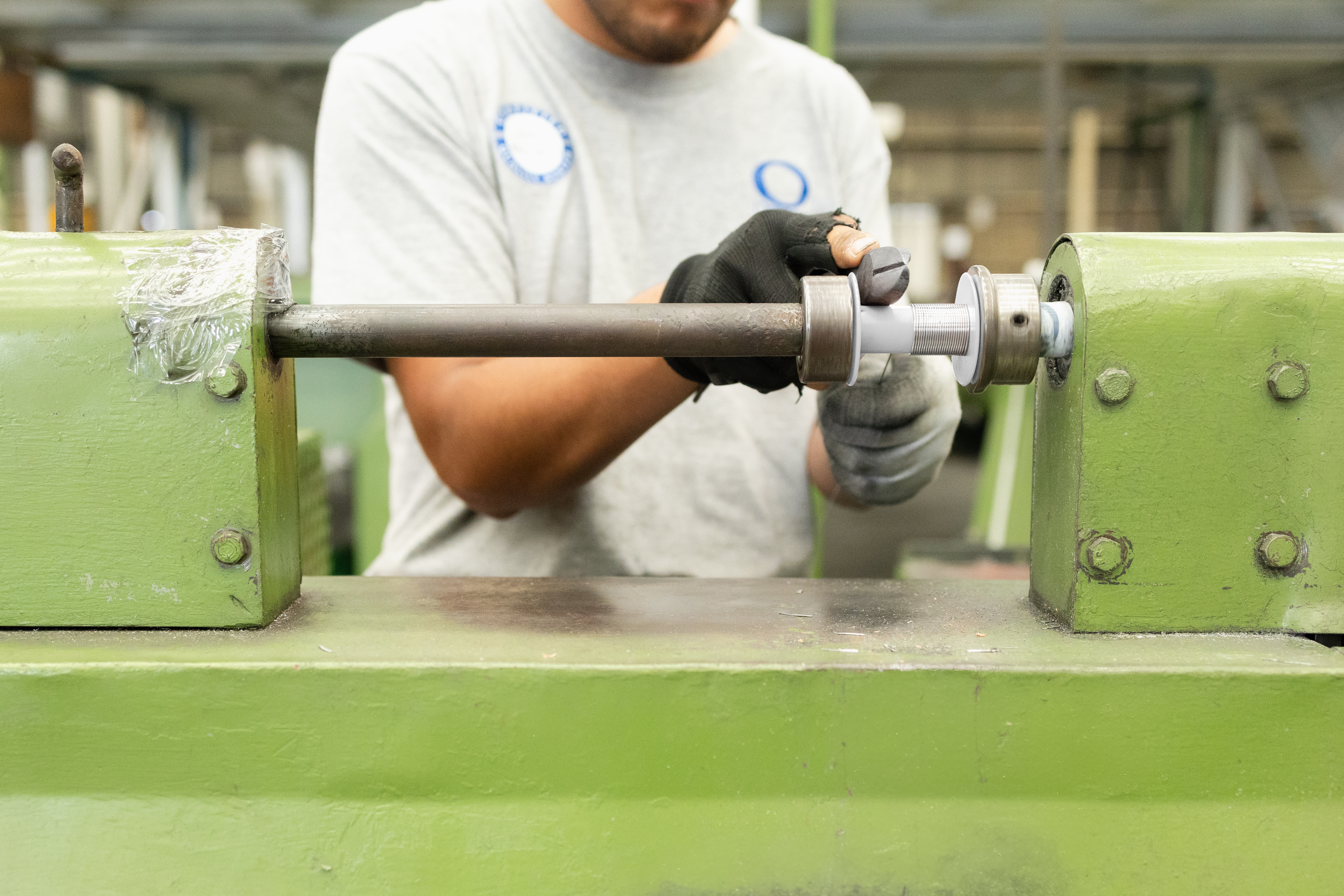 Línea de procesamiento de residuos electrónicos